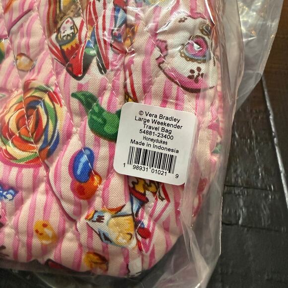 Vera Bradley Harry Potter Honeydukes Bag Weekender Pink Candy Chocolate Frog main image 5